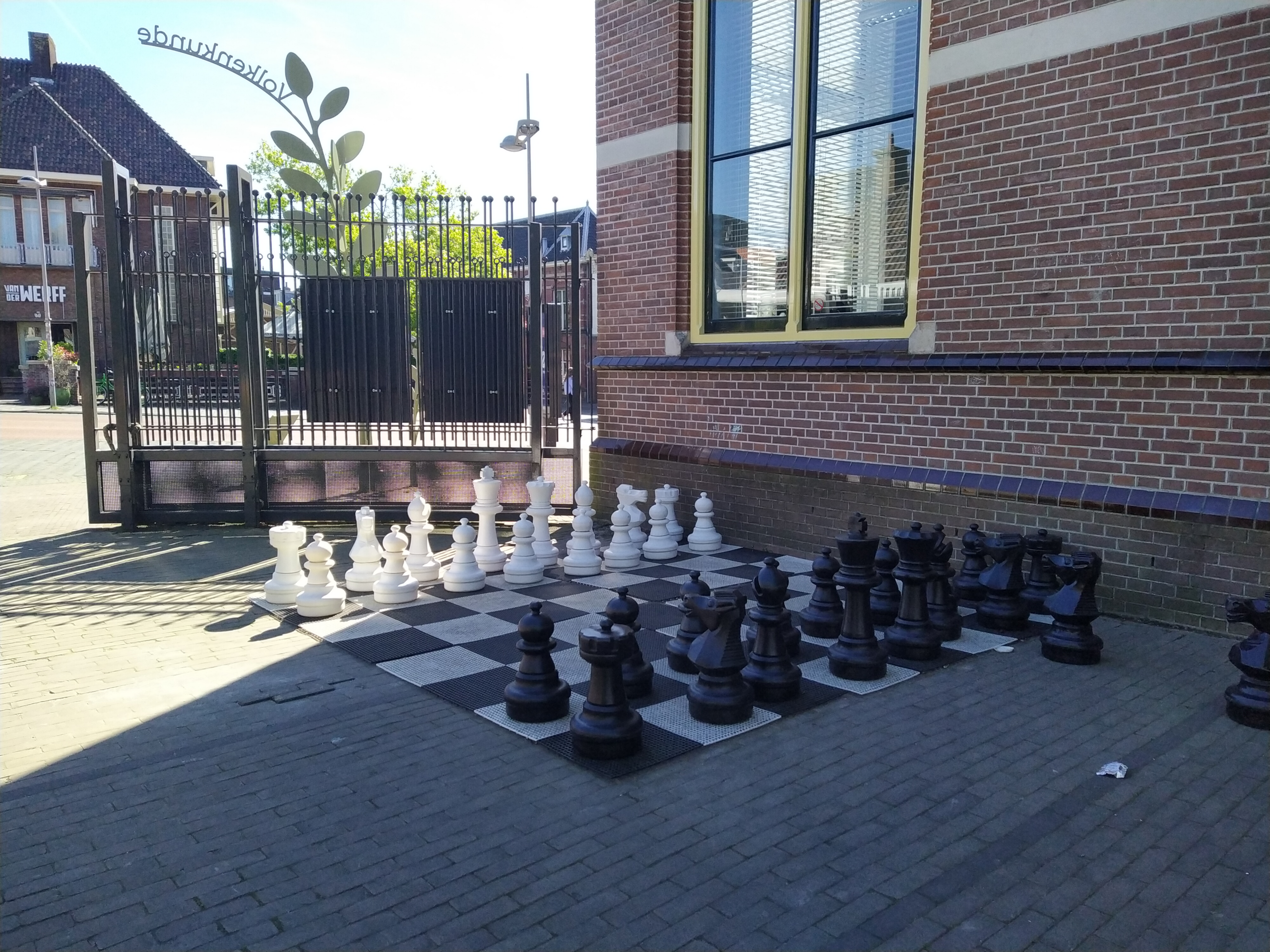 Openluchtschaakspel – Leiden – Wereldmuseum